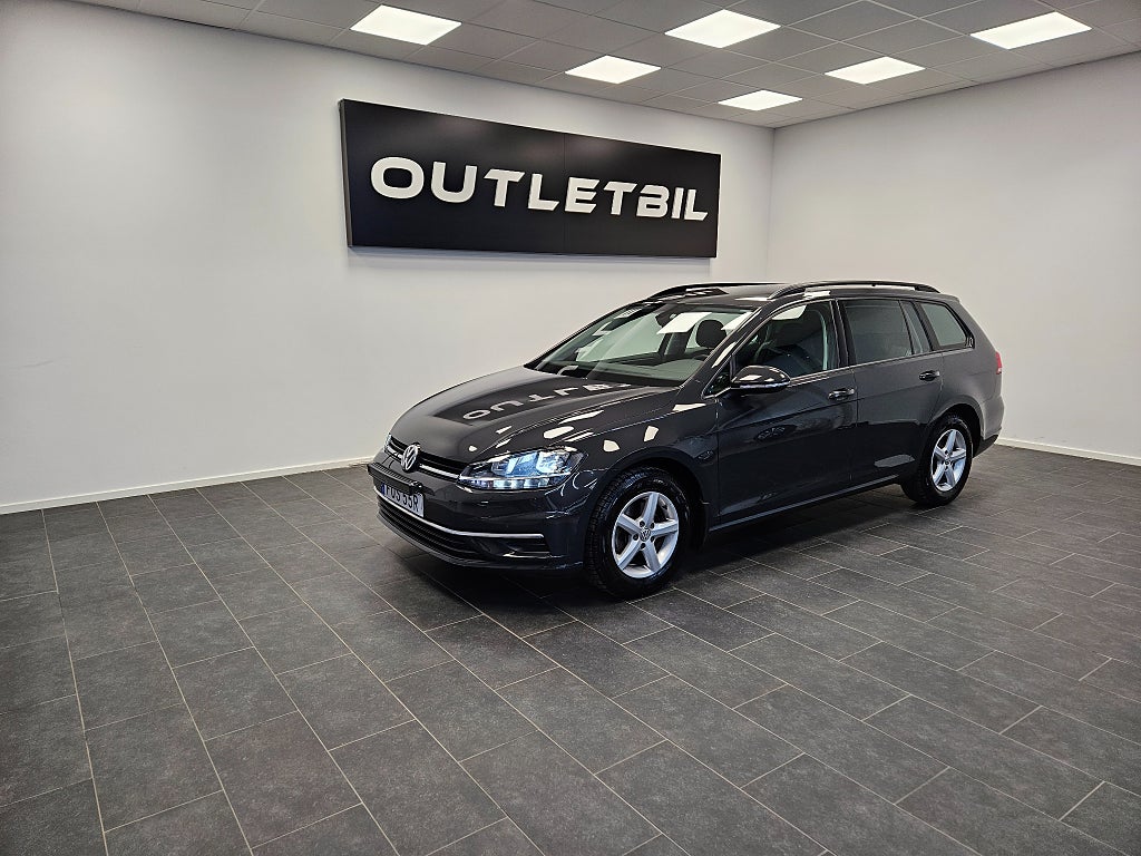 Volkswagen Golf Sportscombi 1.0 TSI 116hk Xenon Backkamera Drag  
