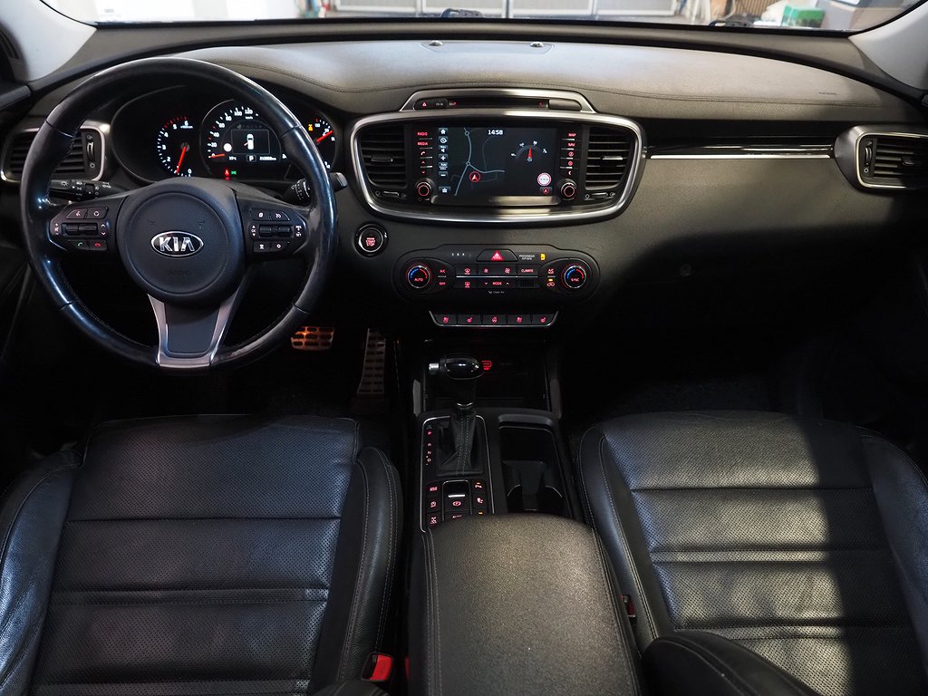 Kia Sorento 2.2 CRDi 200hk AWD 7-sits Drag Pano Navi Läder 2016