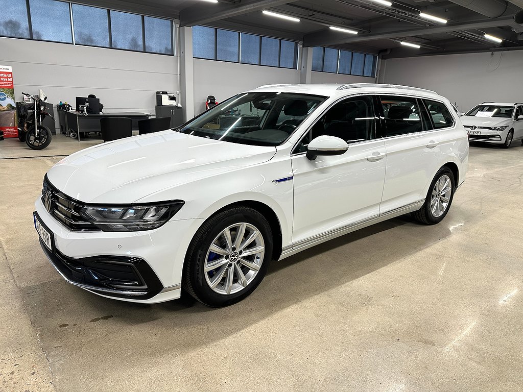 Volkswagen Passat GTE 1.4 TSI GPS Backkam 218hk Drag