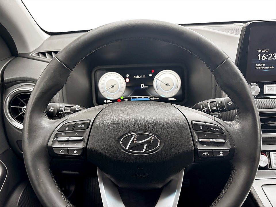 Bild på Hyundai Kona EV Essential 64kWh 204hk Aut B-KAMERA NAVI
