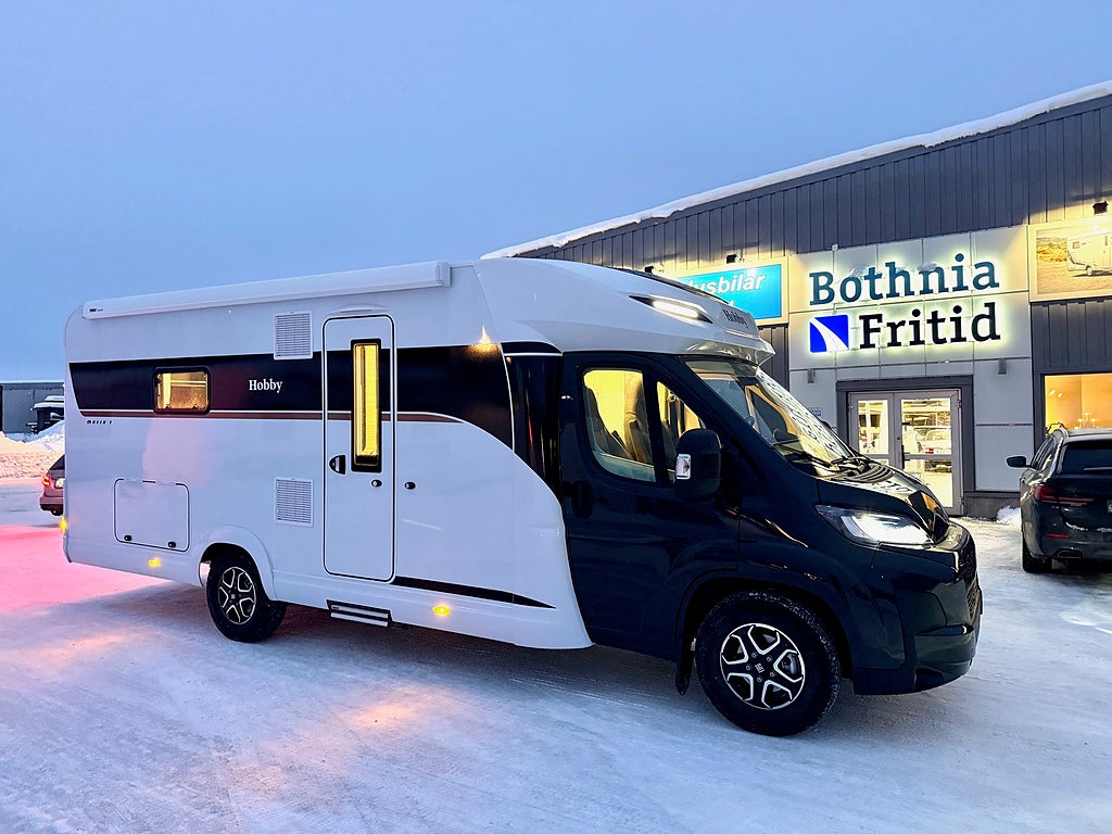 Hobby Maxia T 740 WE Sverigepaket, Automat. 180 Hk 