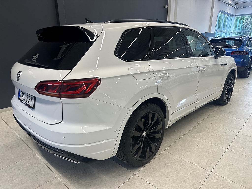 Volkswagen Touareg R-Line 3.0 V6 TDI 4Motion/B-Kamera/Luft/DRAG/NAV/SKINN
