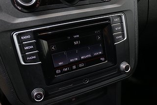 Transportbil - Skåp Volkswagen Caddy 10 av 17