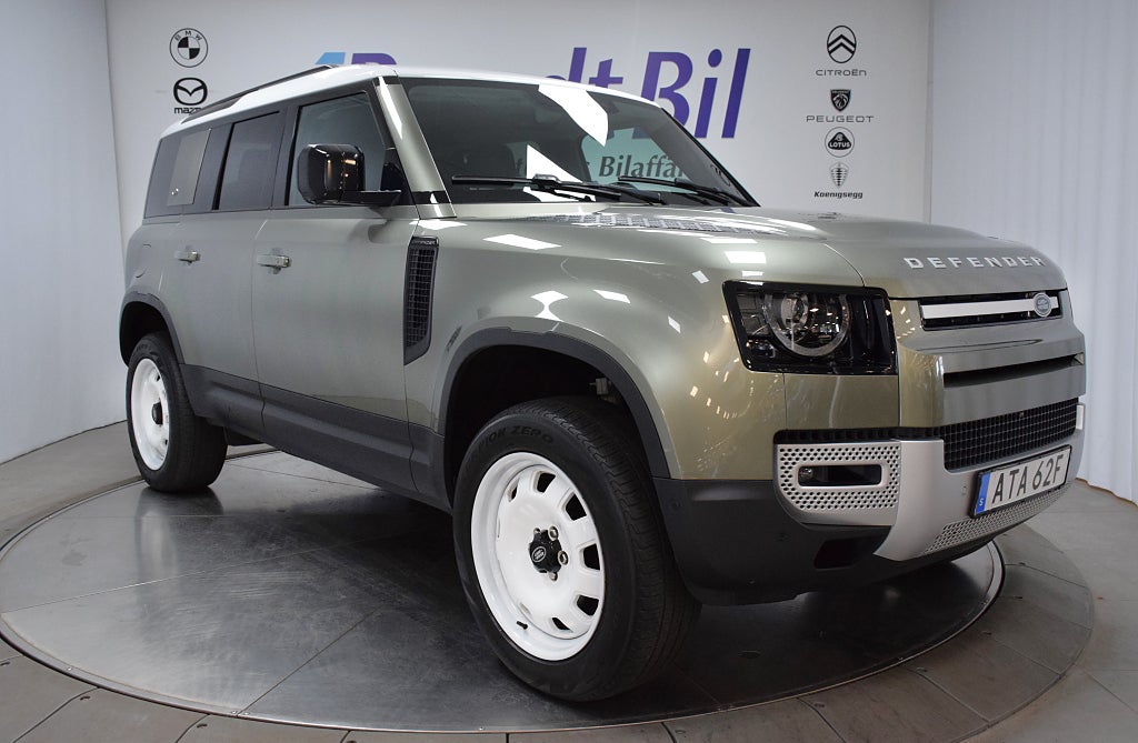 Land Rover Defender P400e PHEV SE/ Dragkrok/Läder/360 kamera