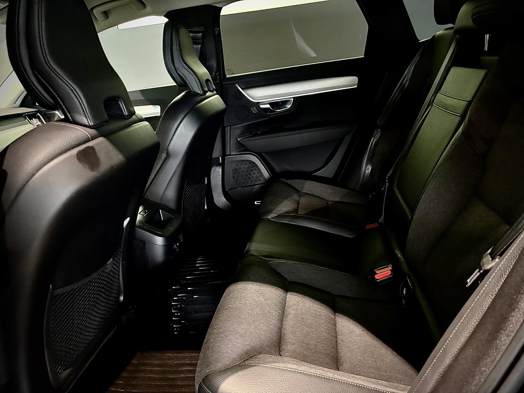 Volvo V90 B4 AWD Momentum Advanced Edition Värmare Harman Kardon - bild 9