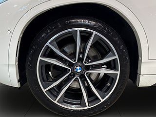 BMW X2 xDrive20d Steptronic M Sport Drag HuD Kamera GPS SoV – bild 14