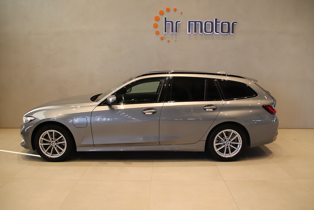 BMW 330e xDrive Touring Aut/ SoV/ 2 års garanti