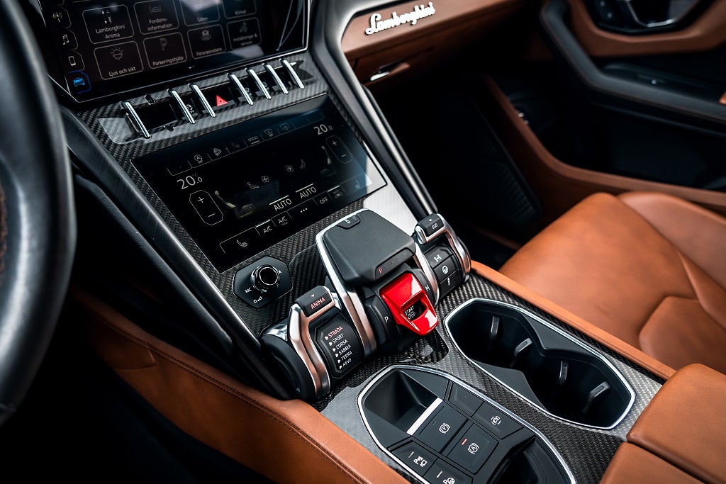 Gallery image 15 of 18