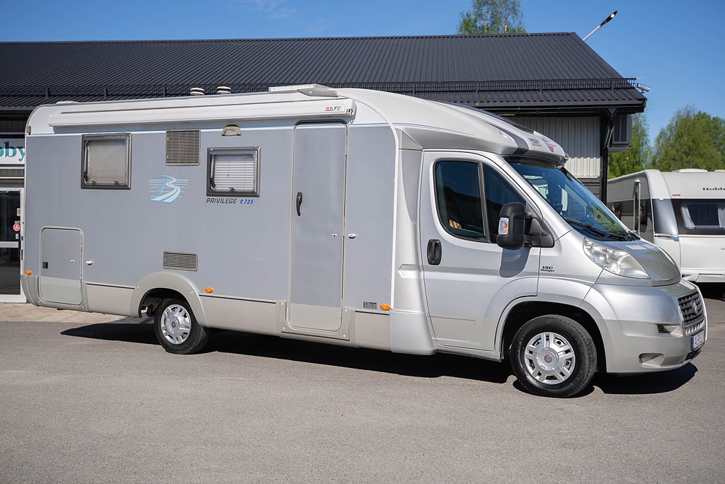 Bürstner T Privilege 725 *Queenbed / Solcell*