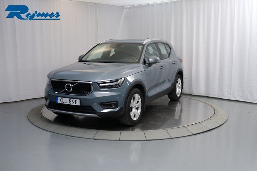 Volvo XC40 T3 FWD aut Momentum Advanced Edt