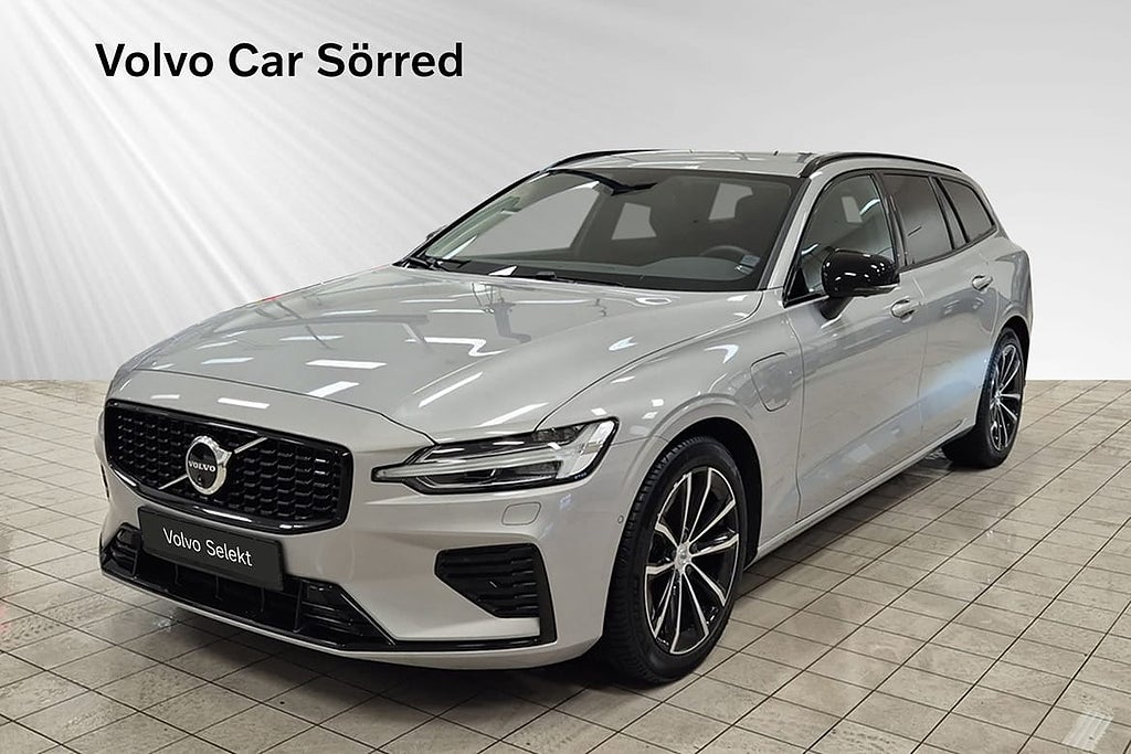Volvo V60 T6 Plus Dark