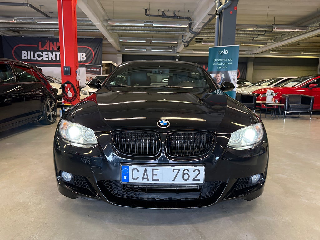 BMW 330d 2009 - miniatyr 4