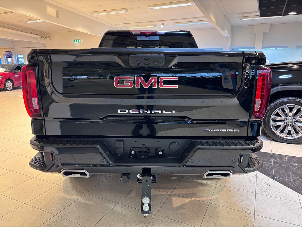 GMC Denali 2026 - miniatyr 18