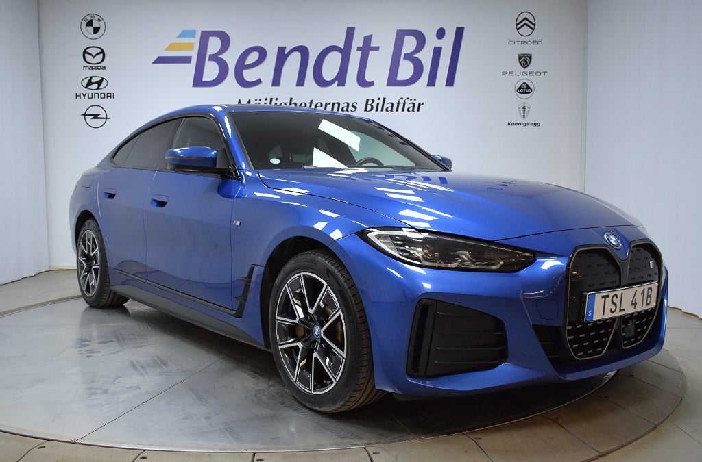 BMW i4 eDrive40 | M Sport | Dragkrok | HK | Aktiv fartpilot