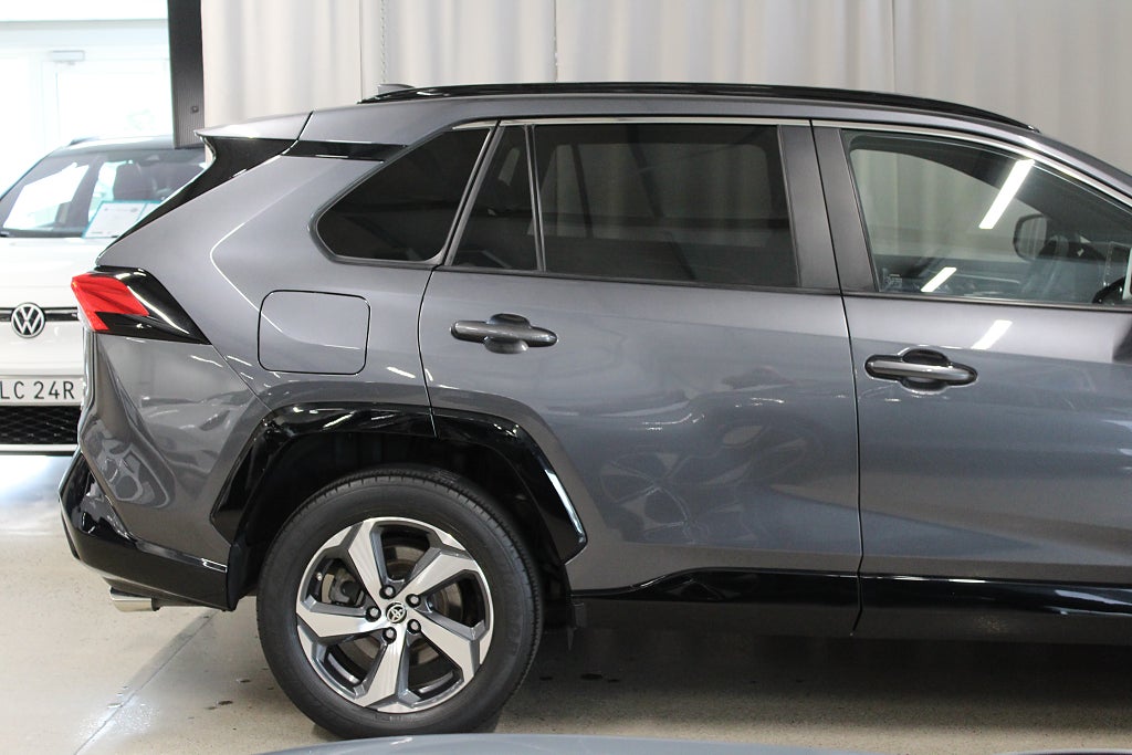 Toyota RAV4 Plug-in Hybrid E-CVT Launch Edition, Drag, B-Kamera