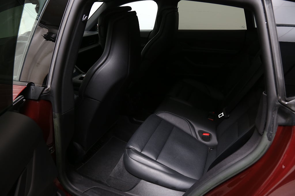 Porsche Taycan 4 Cross Turismo Direct Drive/ic 4