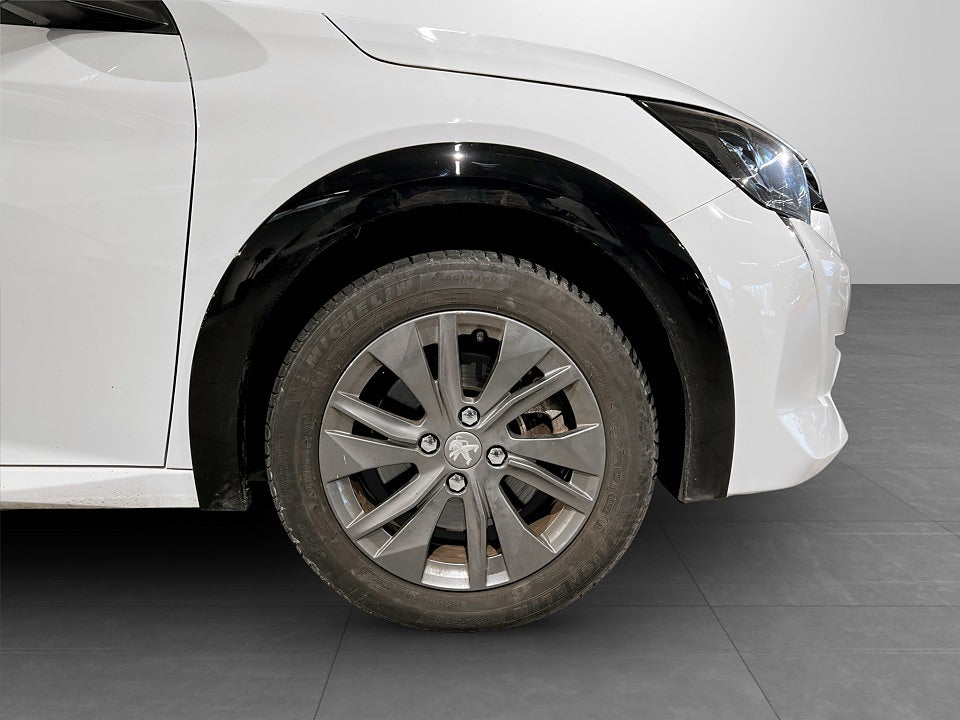 Bild på Peugeot E-208 Active 50kWh 136hk Aut CARPLAY P-SENSORER