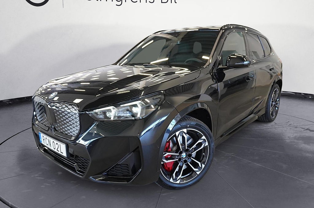 BMW iX1 xDrive30 M Sport Pro Business Ed Drag DA Pro | Ränta 3,95%