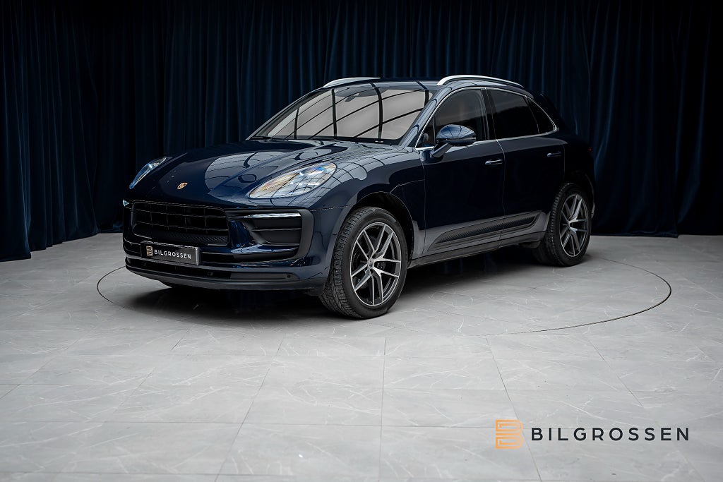 Porsche Macan PDK Sport Chrono Sportavgas P-Värm Drag MOMS