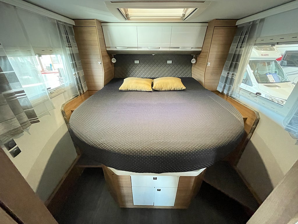 Adria Coral Plus 670 SC /Solcell/ALDE/Ugn/Automat 150hk/Dubbla bodelsb - Adria