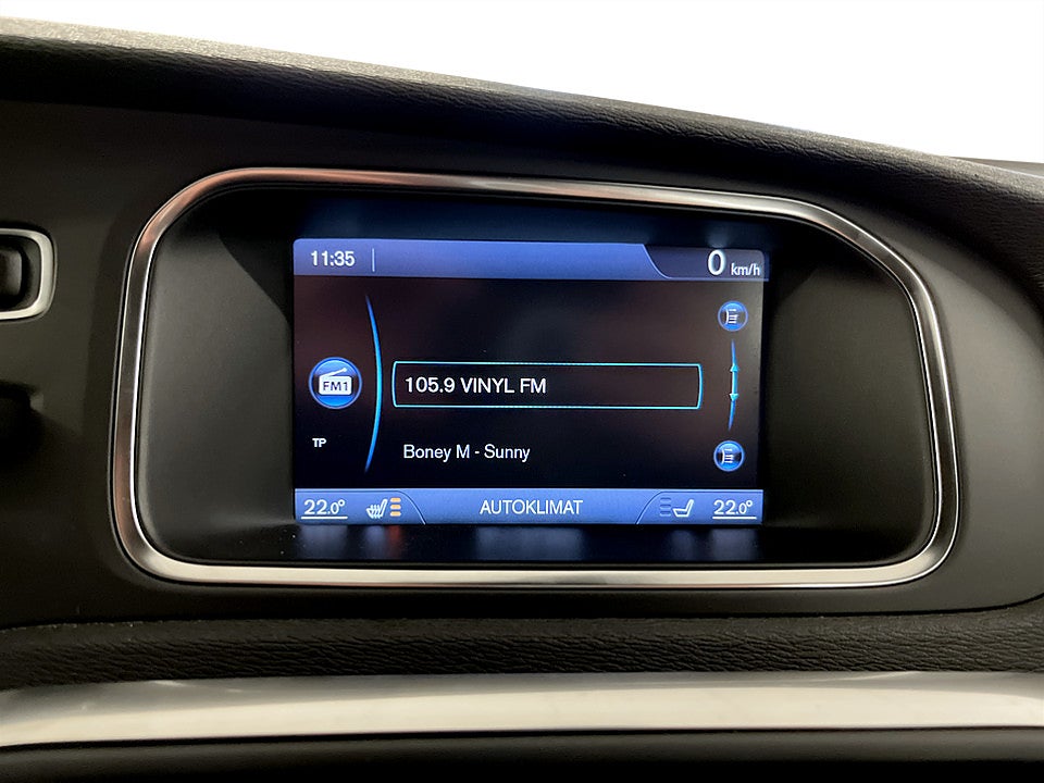 Bild på Volvo V40 Cross Country Momentum D2 115hk - B-KAMERA, VOC & NAVI