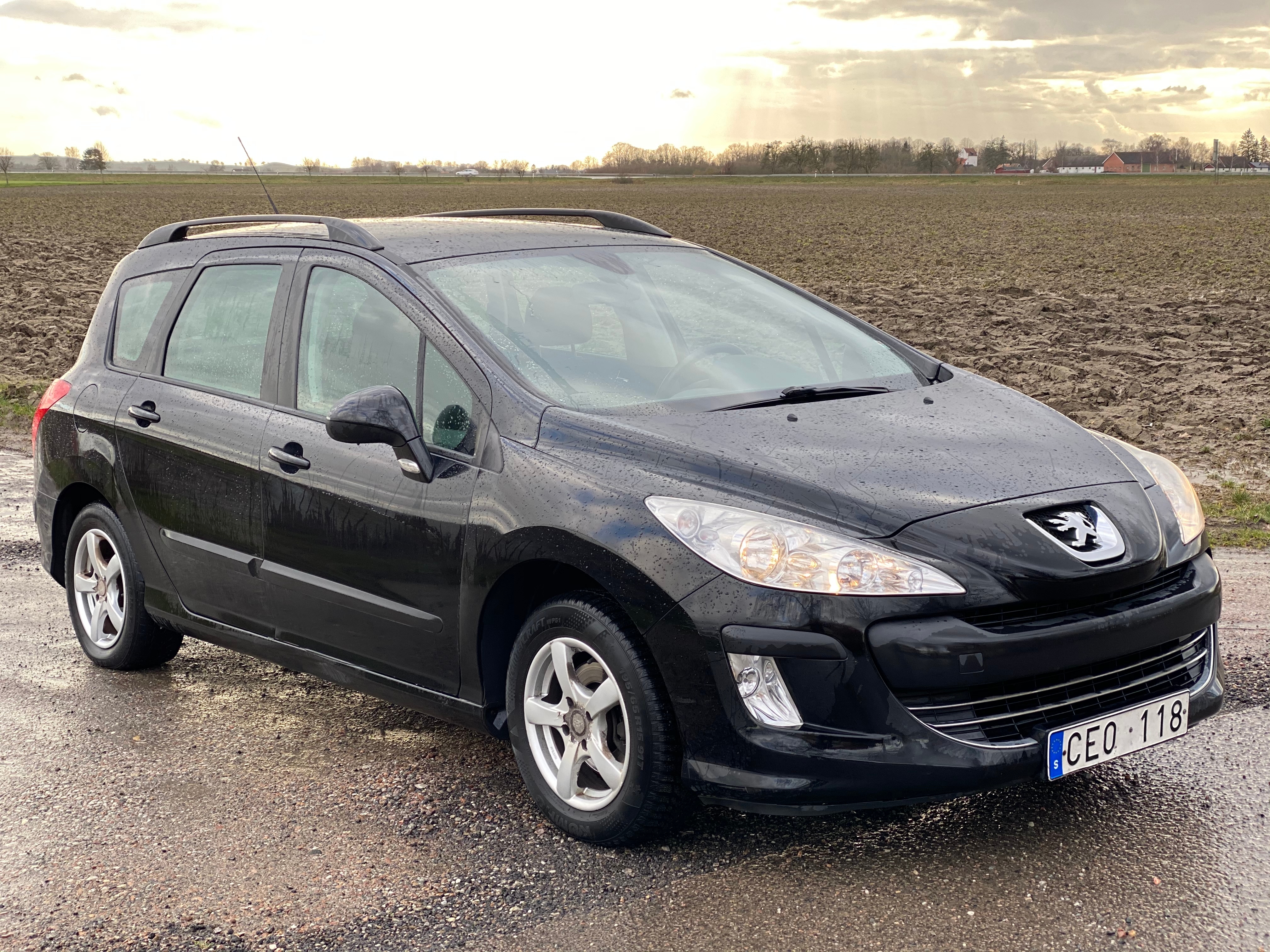 Peugeot 308 SW 1.6 HDi 2009, bild 2/36