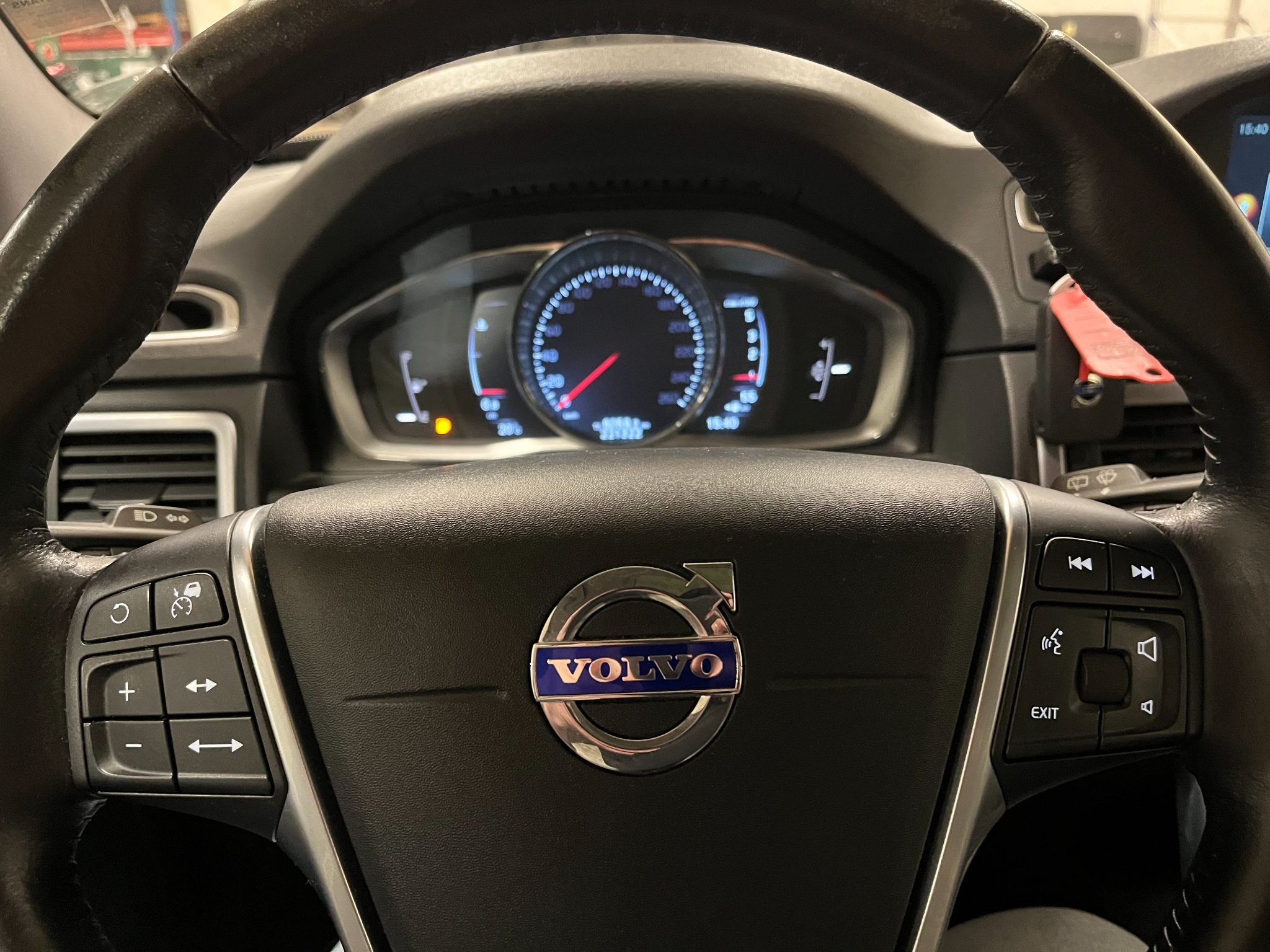 Volvo V70 D3 Classic, Momentum Euro 6 2016, photo 7/39