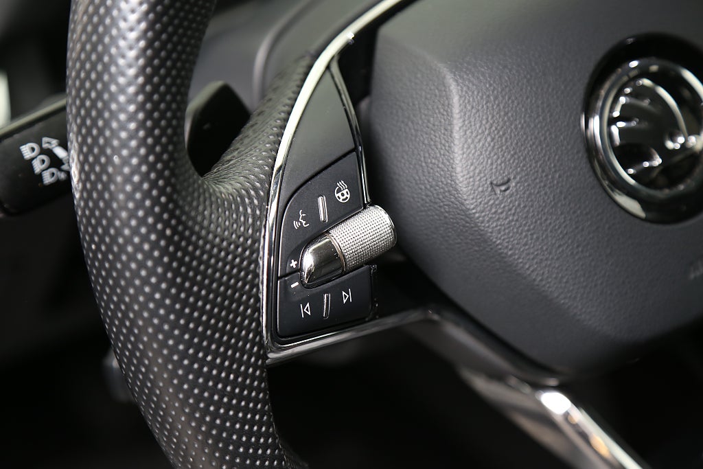 Skoda Enyaq iV 80 High 204hk 21" Skinn Navi Dragkrok