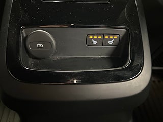Volvo V60 Recharge T8 AWD Plus Dark R-Design MOMS/1Ägare/Drag/S&V – bild 19