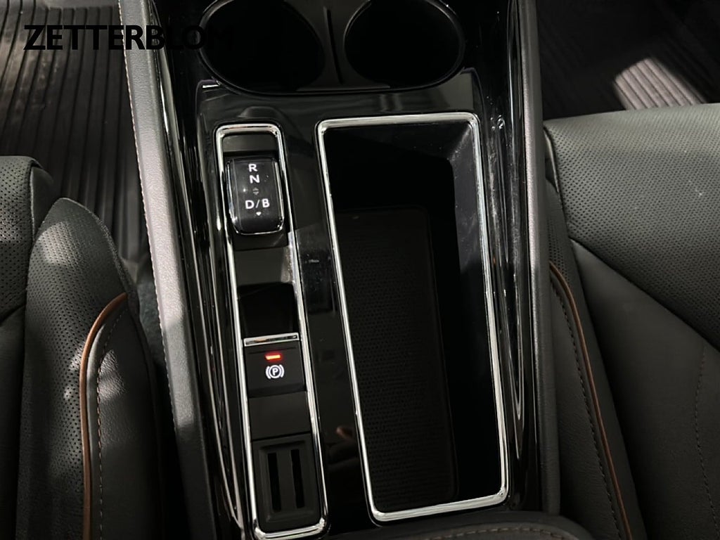 SUV Skoda Enyaq 14 av 18