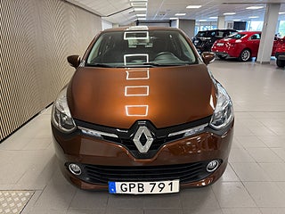 Renault Clio 0.9 TCe Euro 5 — bild 2 av 10