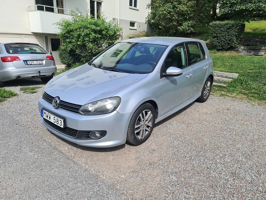 Volkswagen Golf 5-dörrar 1.6 TDI DPF BMT Masters Darklabel 