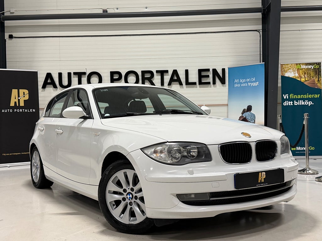 BMW 118d 5-dörrars Advantage, Comfort | Dragkrok | 