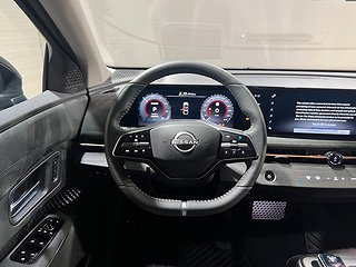 SUV Nissan Ariya 11 av 22