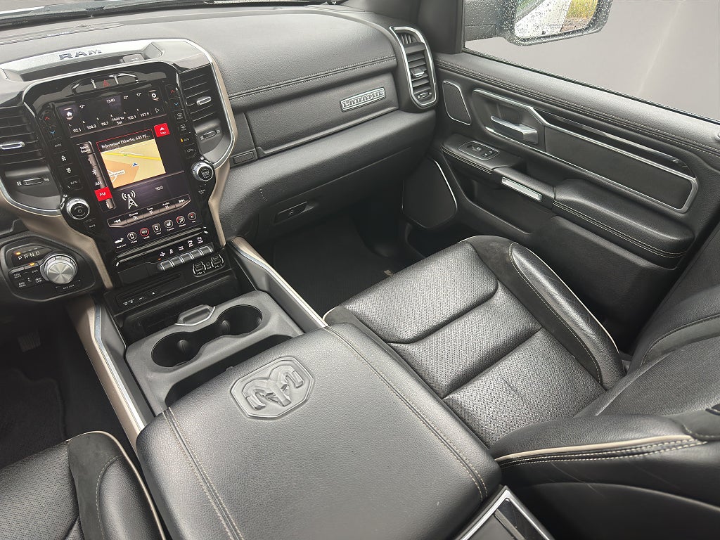 Dodge Ram 1500 Crew Cab LARAMIE 4X4 401 hk - bild 8