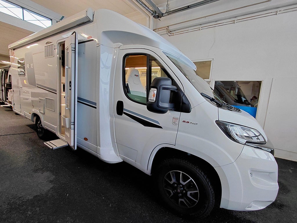 Pilote P740C Queen, Auromat, Alde mm 