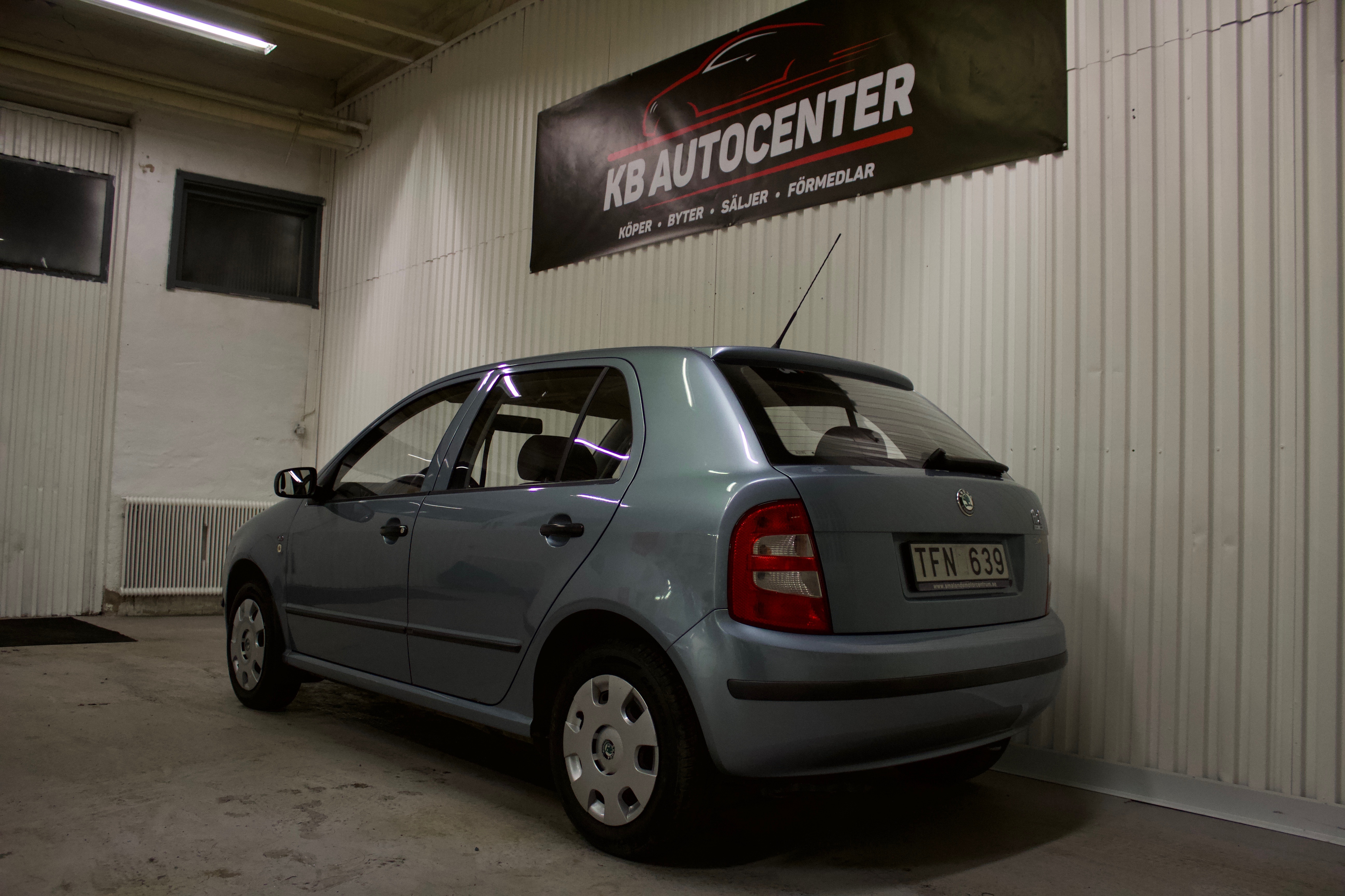 Skoda Fabia 1.4 MPI 2002, bild 4/46