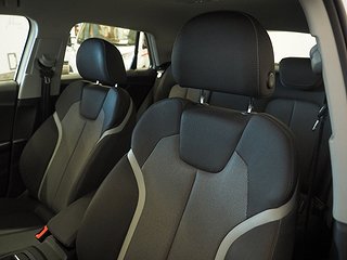 Kombi Audi Q2 15 av 21