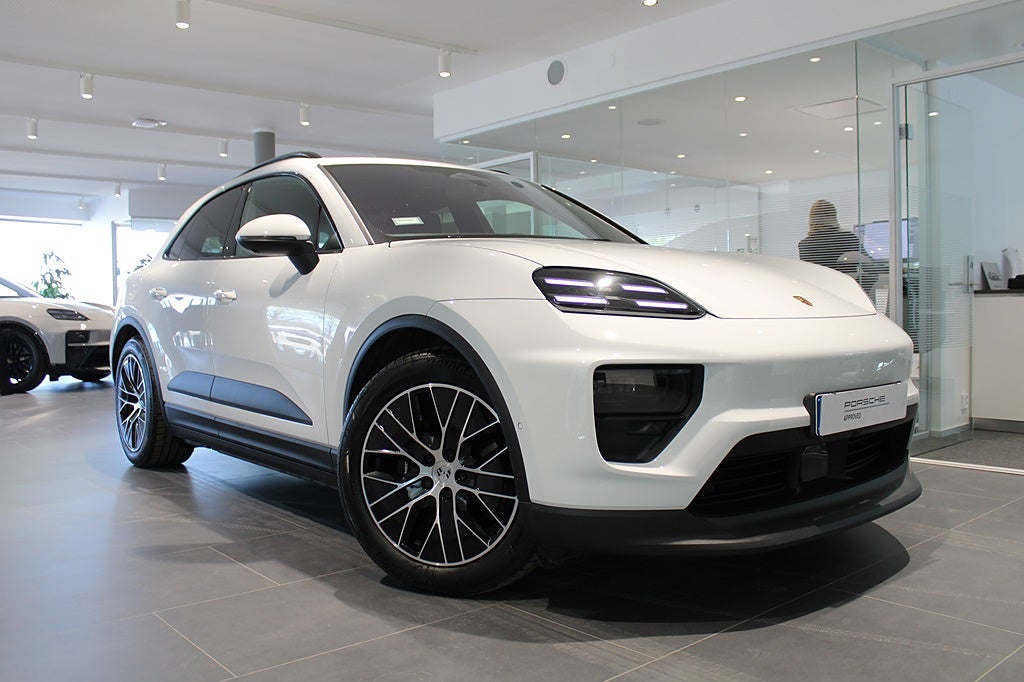 Porsche Macan 4