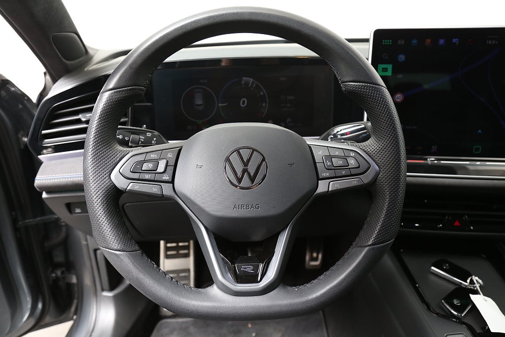 Volkswagen Passat Sportscombi eHybrid 1,5 TSI R-Line Drag 2024