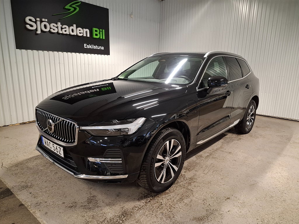 Volvo XC60 Recharge T6 AWD 350hk 18,8kWh Drag Panorama Kamera Navi