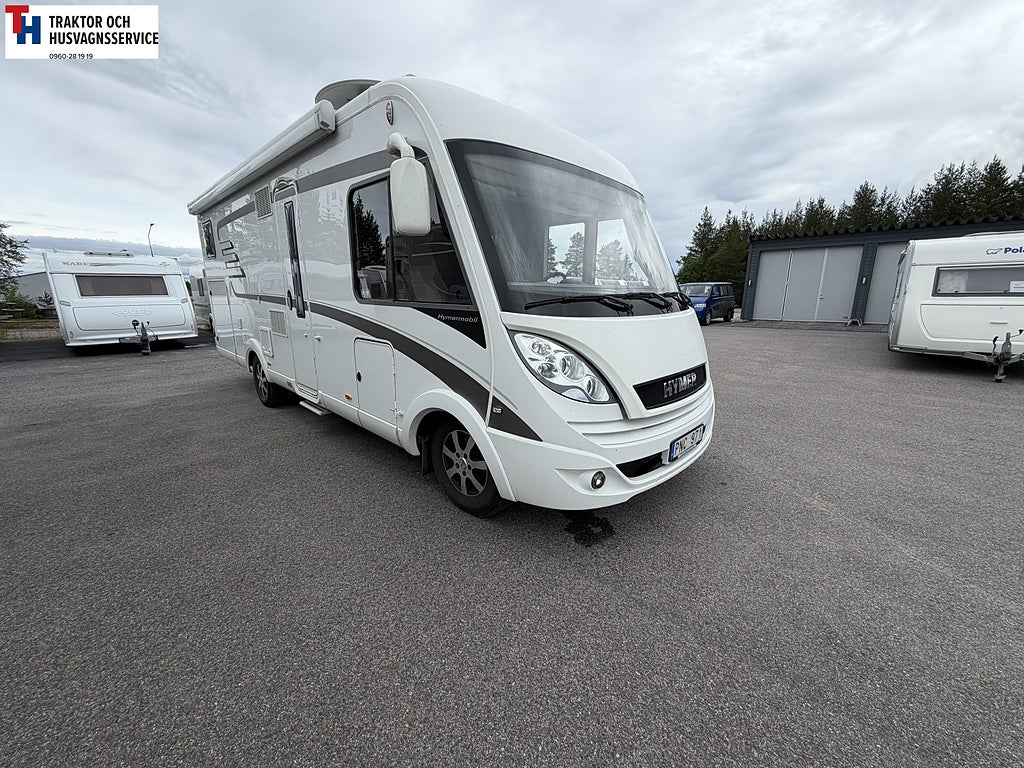Hymer B 678 med AC i bo delen. Vattenburenvärme -14