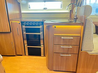 Husbil-halvintegrerad Kabe TM 880 LT 17 av 29