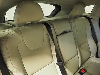 Halvkombi Volvo V40 Cross Country 10 av 20