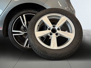 Volvo V40 D3 Geartronic R-Design VOC/S&V-Hjul/Dvärm/Navigation/BT – bild 14