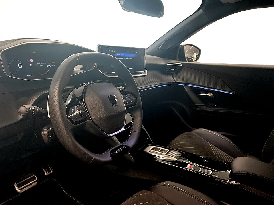Bild på Peugeot 2008 GT Hybrid 145hk Aut CARPLAY B-KAMERA