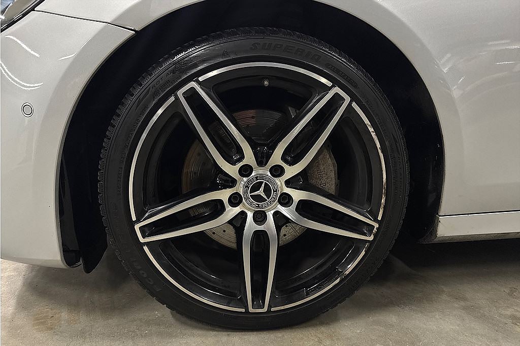 Mercedes-Benz E 300 D AMG Night, Pano, FR. 2,95%, Värmare