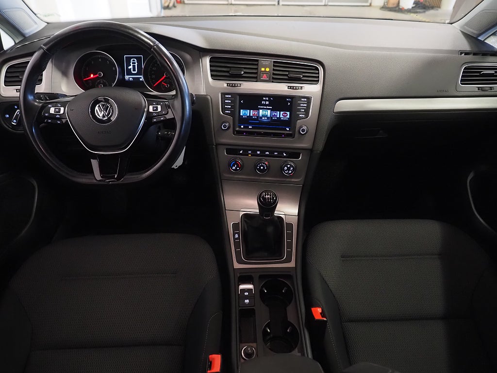 Volkswagen Golf Sportscombi 1.2 TSI 110hk Adaptiv Farthållare 2017