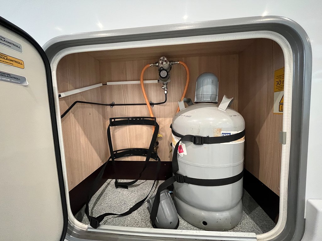 Bürstner Nexxo T 720 / ALDE / Solcell / Aut 150hk / Långbädd - Bürstner