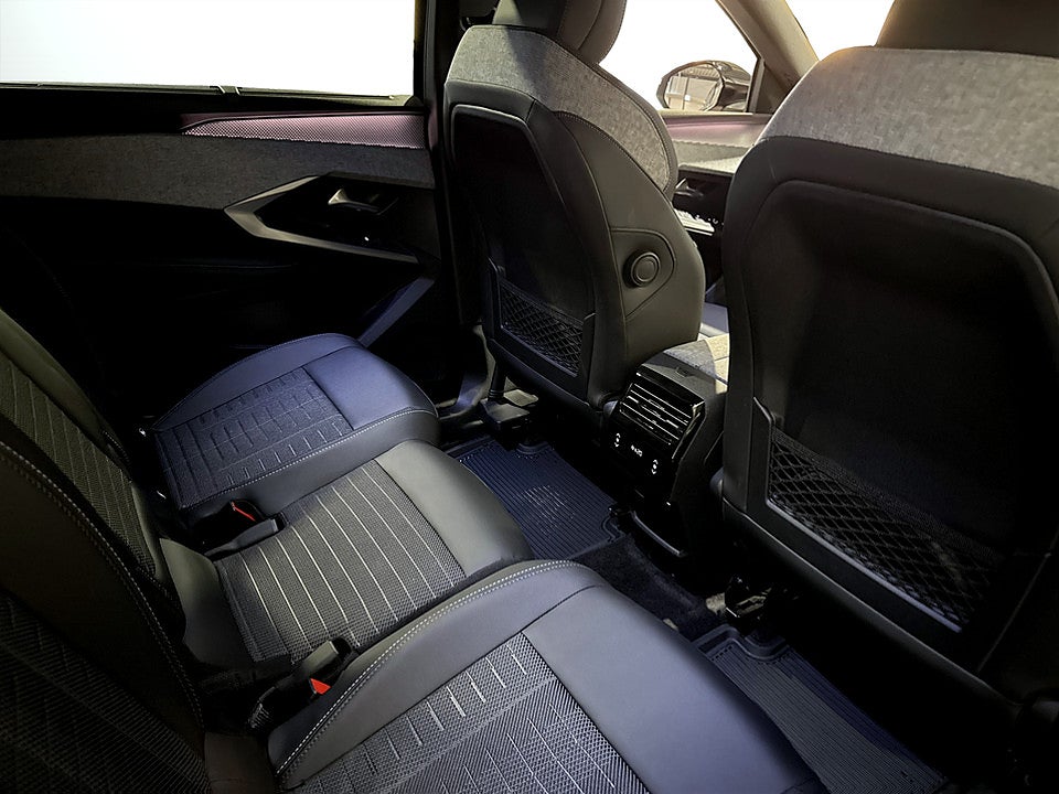 Bild på Peugeot 5008 GT Hybrid 145hk Aut 7-SITS B-KAMERA NAV